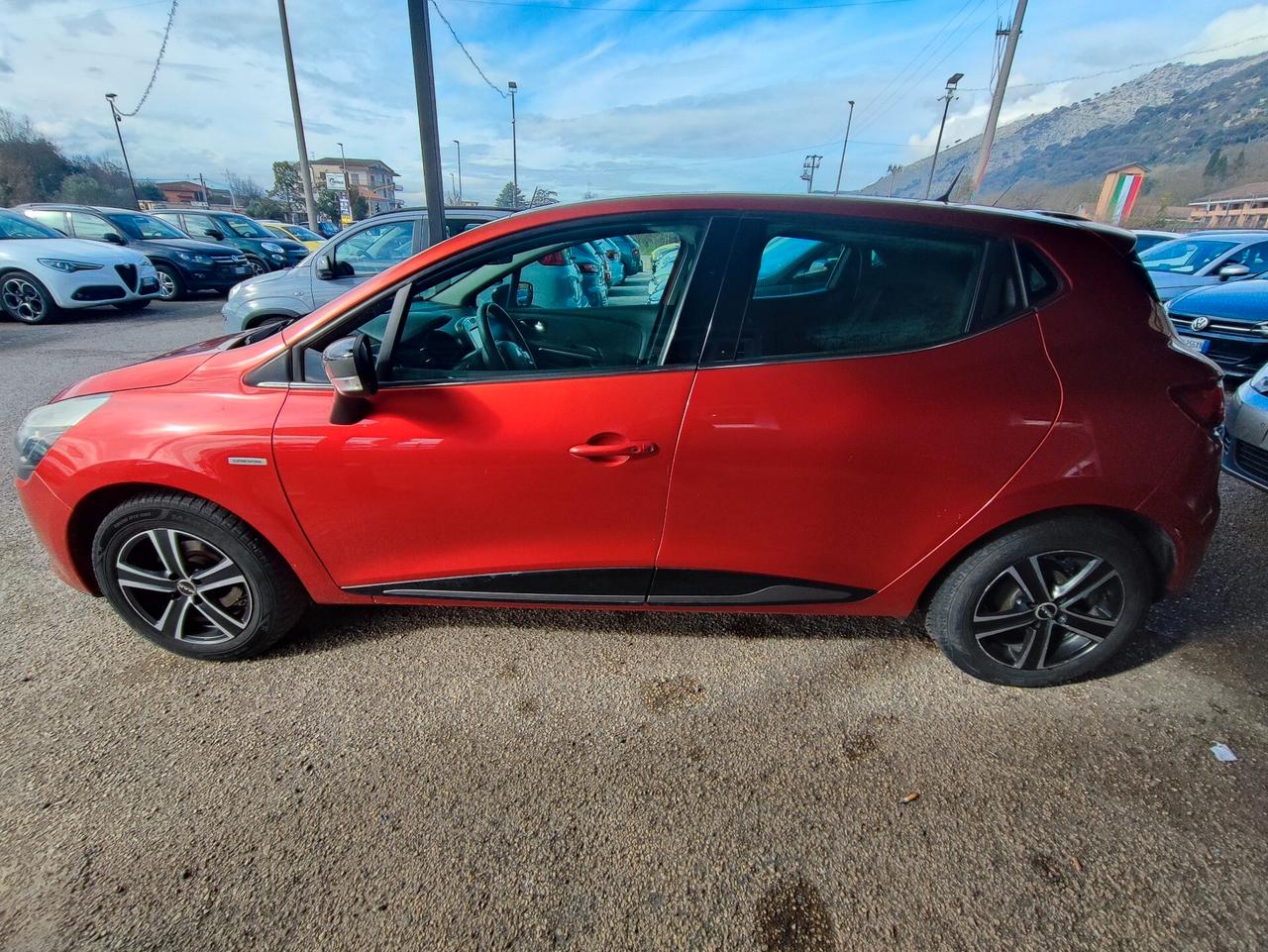 Renault Clio 1.2 75CV GPL 5 porte Costume National