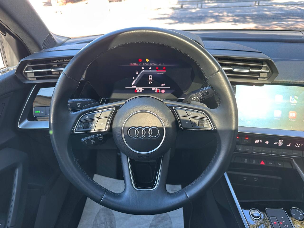 Audi A3 SPORTBACK 35 TDI S tronic / Black line edition / PANORAMA / LED LUCI AMBIENT / R18