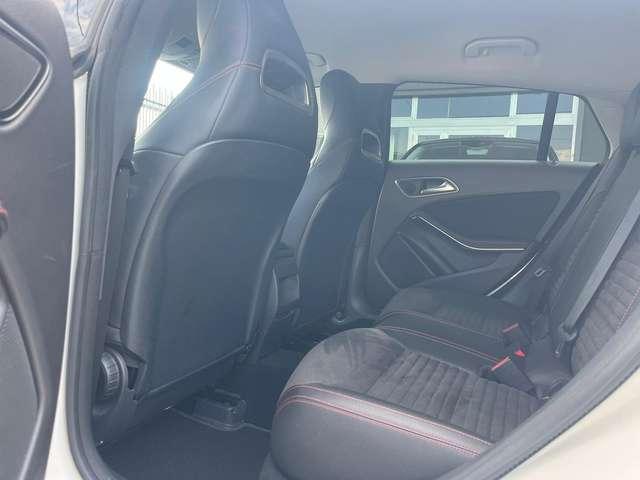 Mercedes-Benz CLA 200 CLA Shooting Brake d Premium 4matic