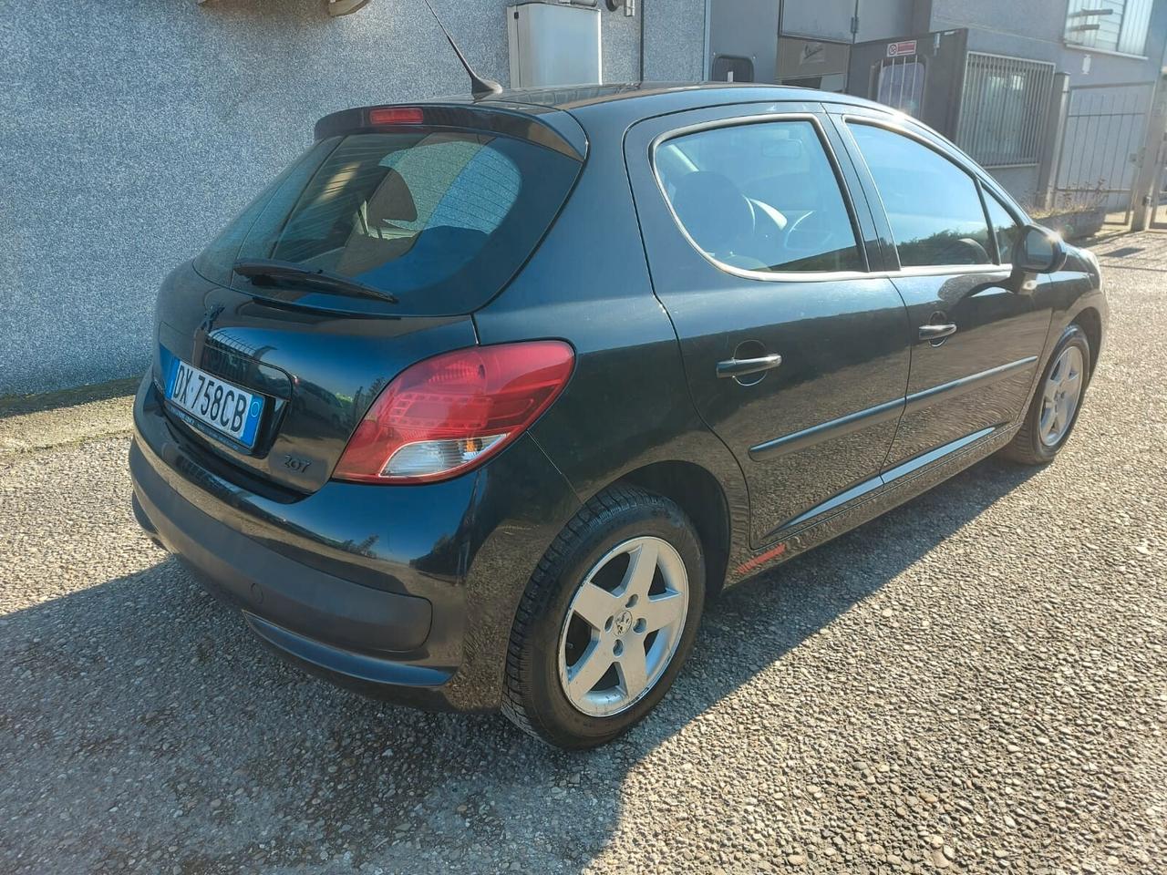 Peugeot 207 1.4 8V 75CV 5p. Energie Sport ECO GPL