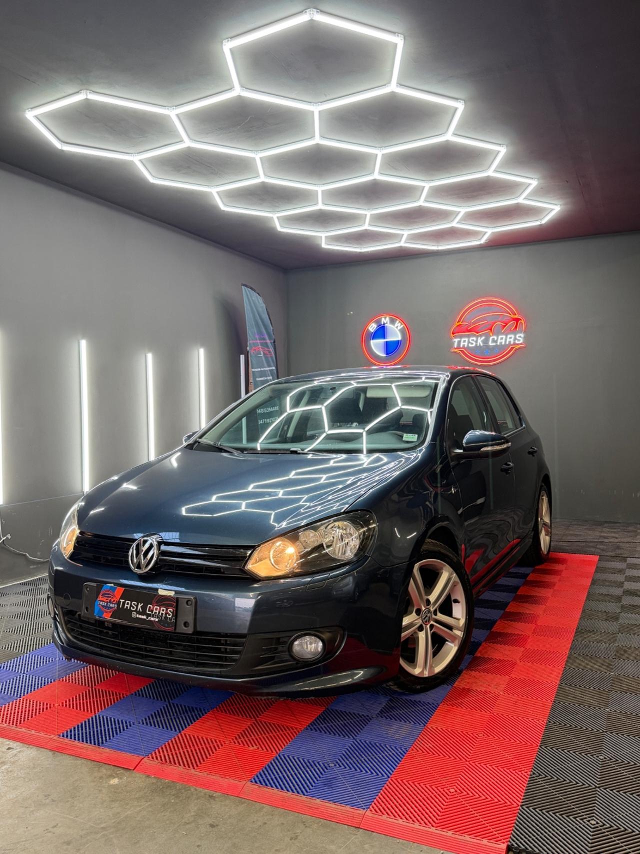 Volkswagen Golf 1.6 TDI DPF DSG 5p. Highline