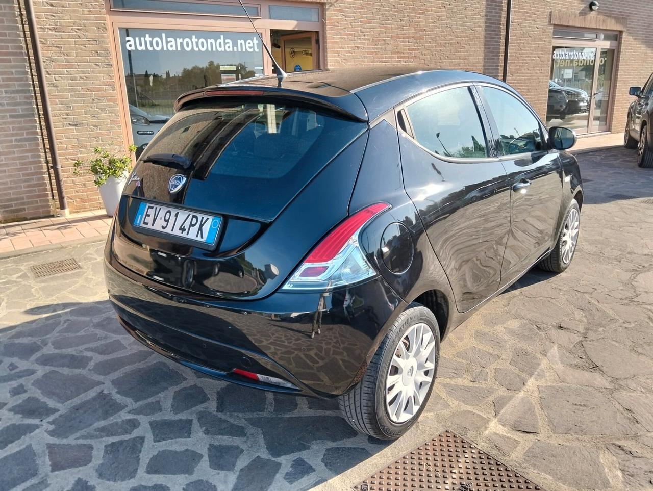 Lancia Ypsilon 1.2 69 CV 5 porte GPL Ecochic Elefantino