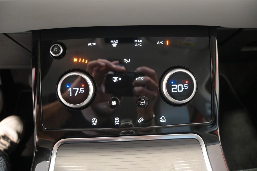 RANGE ROVER EVOQUE 2.0D I4 163CV AUTO AWD SE ( FARI LED MATRIX - PELLE - AMBIENT LIGHTS - ADAPTIVE CRUISE - NAVI - MIRROR - PDC - TELECAMERA POST. - CERCHI 20)