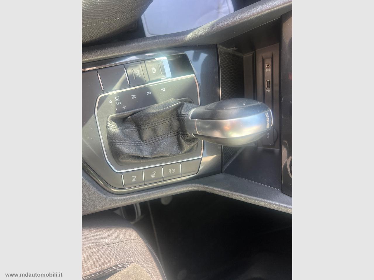 VOLKSWAGEN Tiguan 2.0 TDI DSG Executive BMT VIRTUAL CAMERA NAVI LED