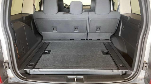 DODGE Nitro 2.8 CRD DPF SXT 4WD Prob. cambio 1* a volte esce