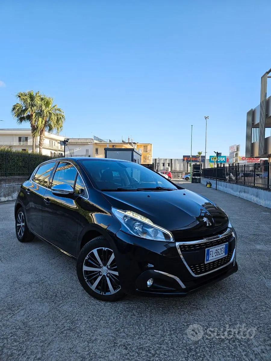 PEUGEOT 208 ALLURE