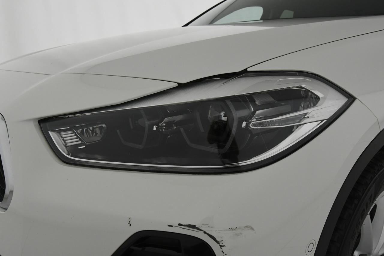 BMW X2 sdrive18d Business X auto CAMERA+BLUETOOTH+LED