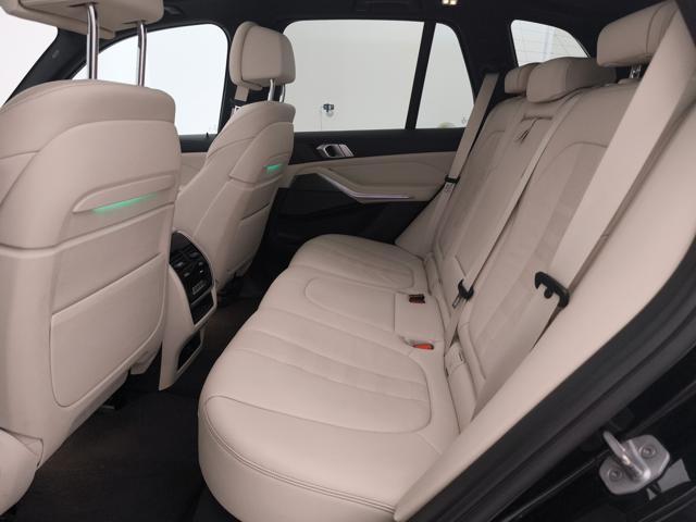 BMW X5 xdrive40d mhev 48V Msport auto