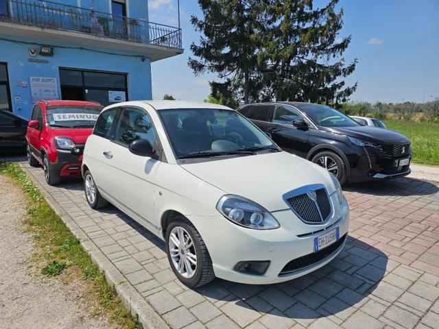 LANCIA Ypsilon 1.3 MJT 75 CV Unyca