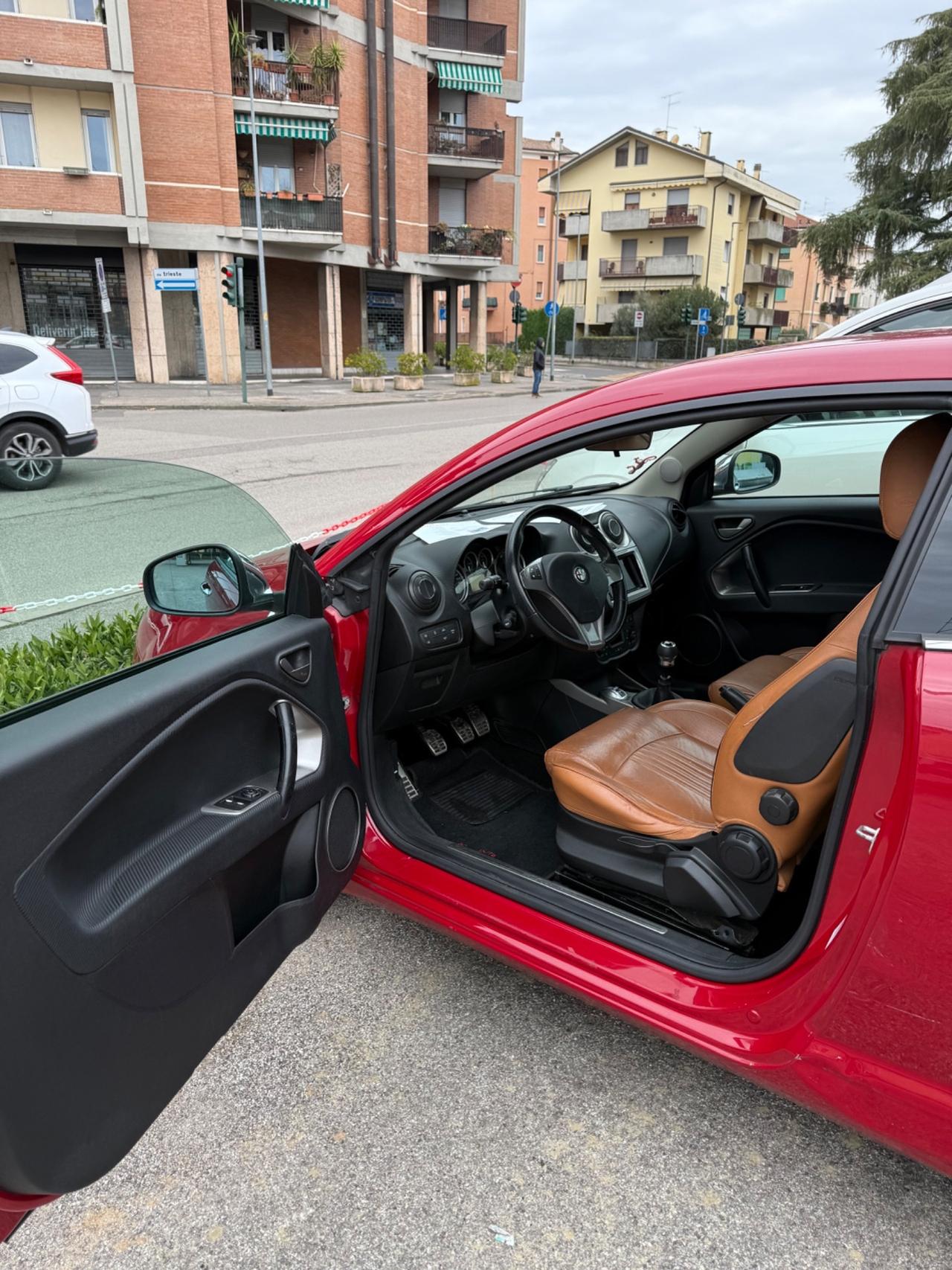 Alfa Romeo MiTo 1.3 JTDm-2 95 CV S&S Distinctive