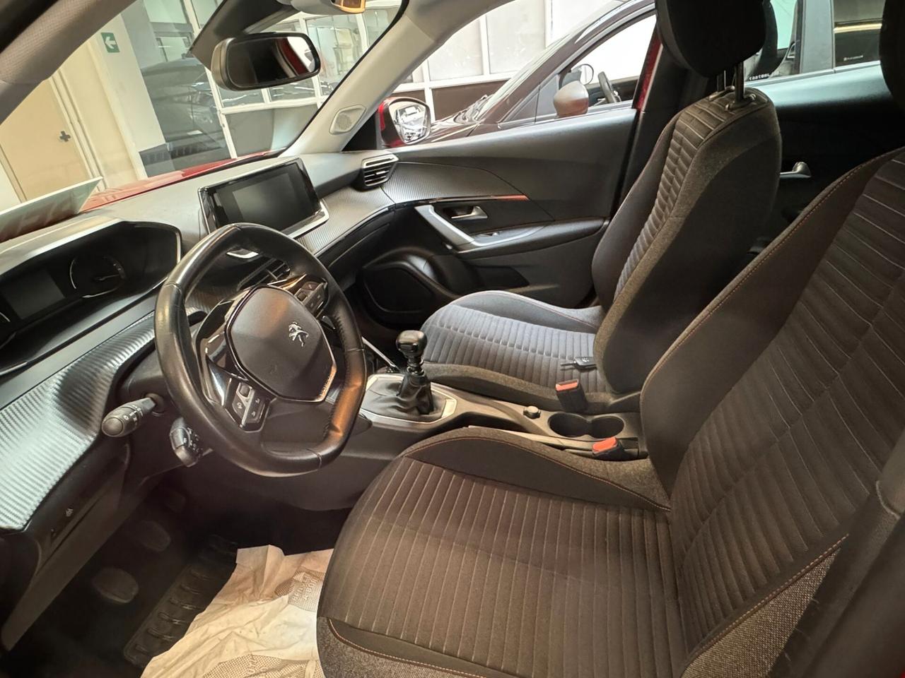 Peugeot 2008 PureTech 100 S&S Active