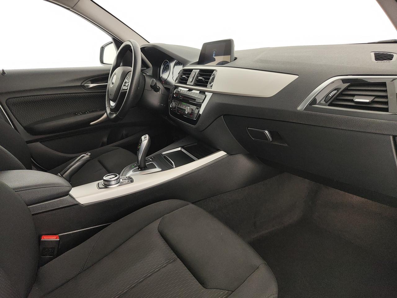 BMW 116d Advantage 5p auto