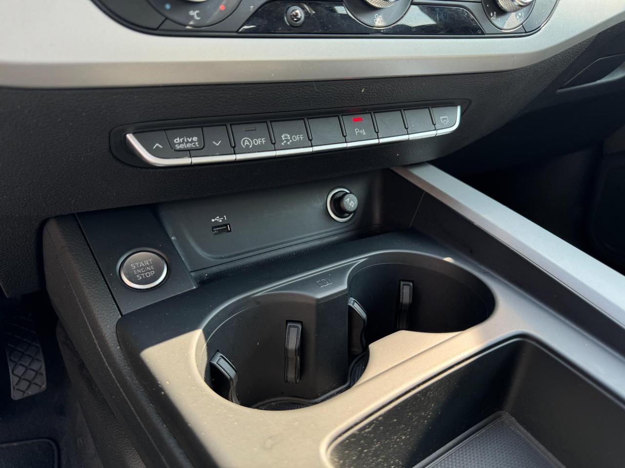 Audi A4 Avant 40 2.0 tdi mhev 204cv s-tronic