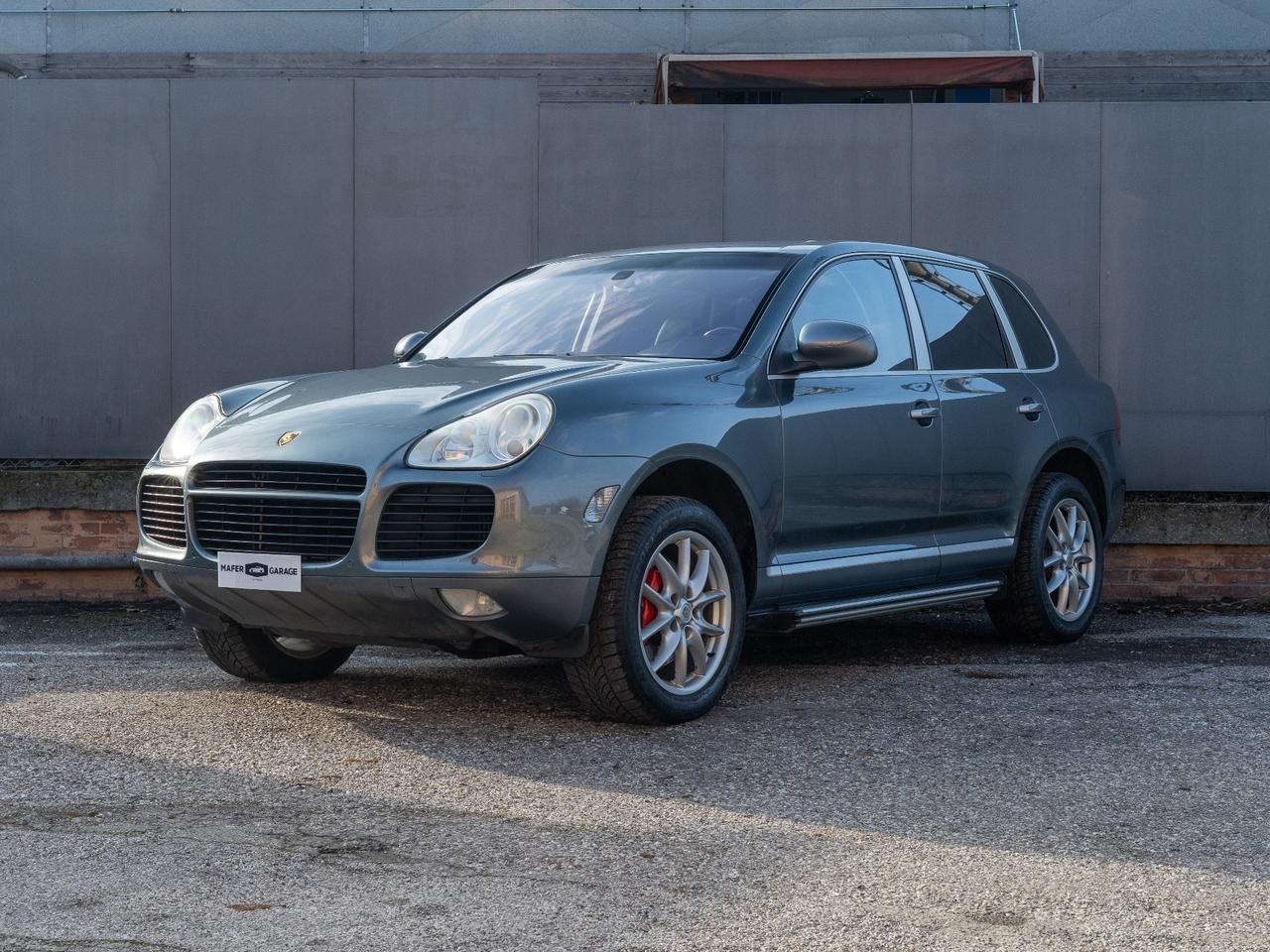 Porsche Cayenne 4.5 cat Turbo