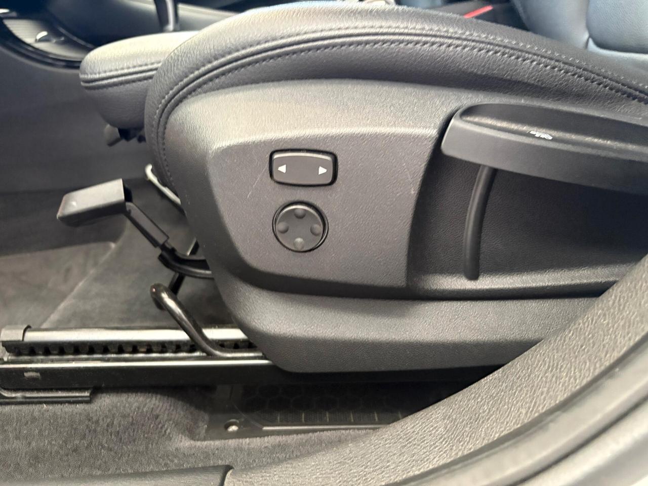 X2 xDrive18d M-Sport X 150cv auto