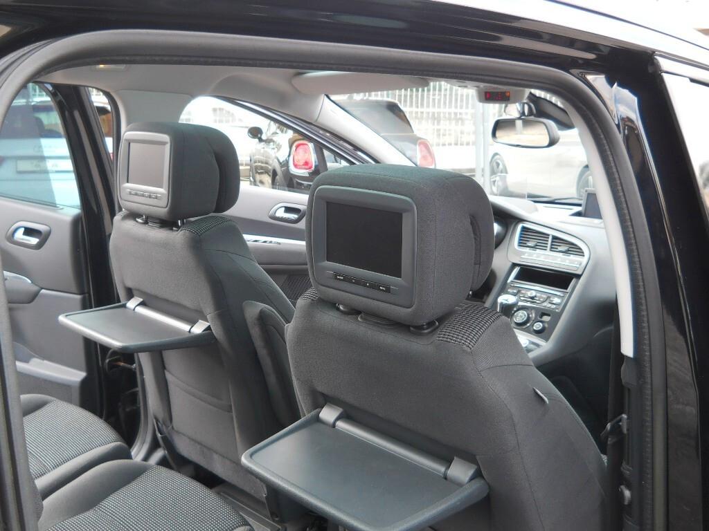 Peugeot 5008 1.6 HDi 115CV Allure