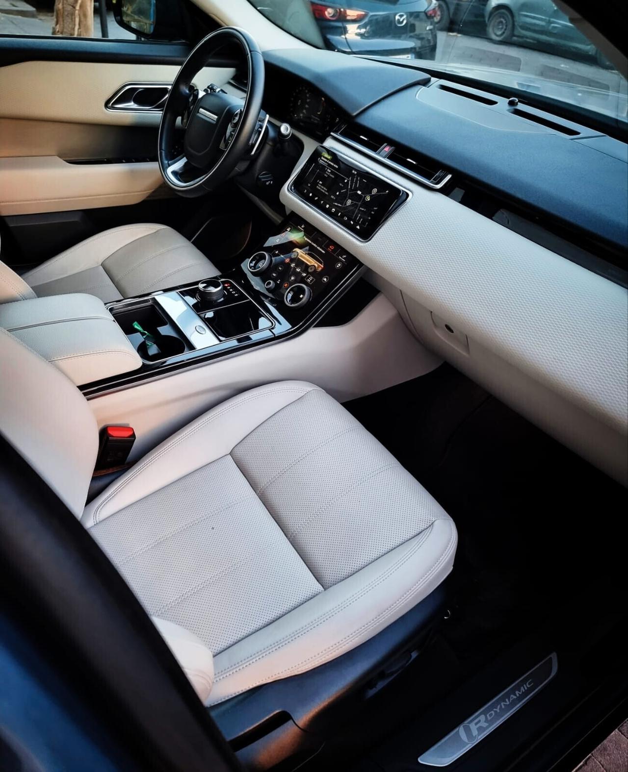 Land Rover Range Velar 2.0D I4 240 CV R-Dynamic SE