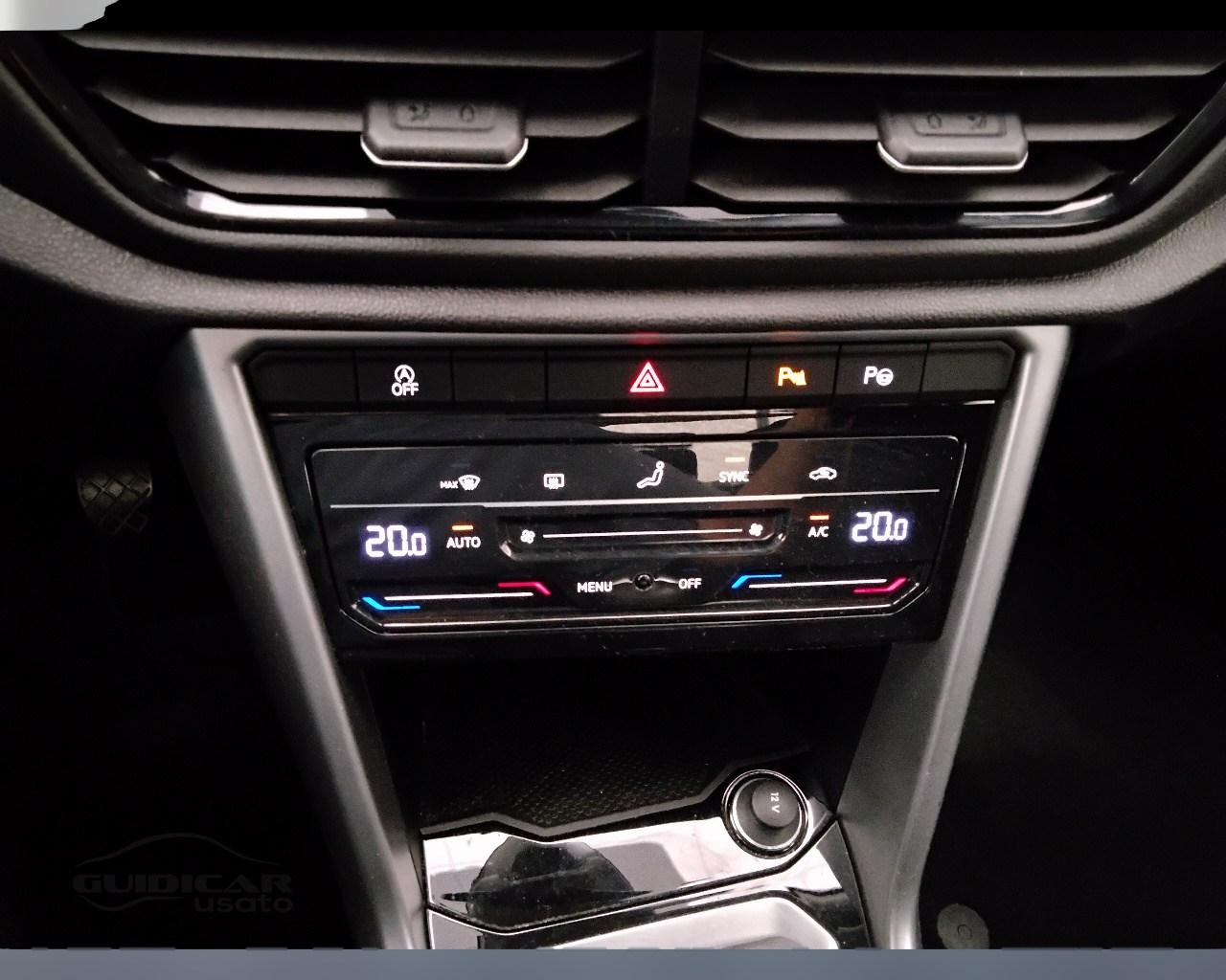VOLKSWAGEN T-Roc I 2022 - T-Roc 1.0 tsi Life 110cv