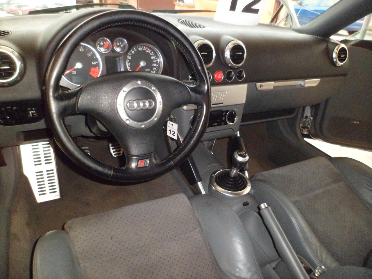 Audi TT Coupé 1.8 T 20V 179 CV cat full 99