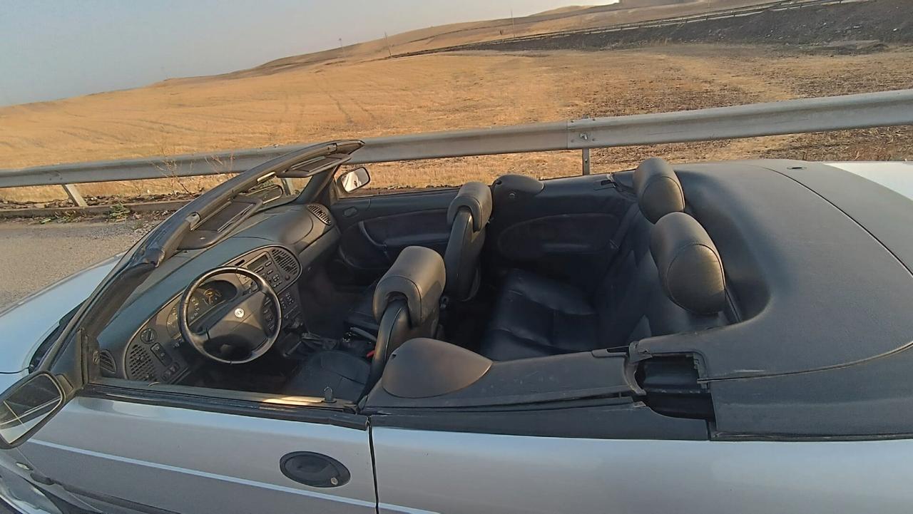 Saab 900 2.0i turbo 16V cat Cabriolet SE