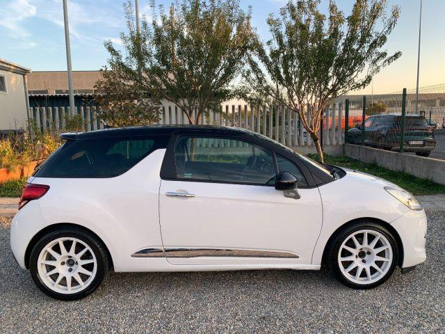 DS AUTOMOBILES DS 3 1.6 e-HDi 110 airdream Ultra Prestige
