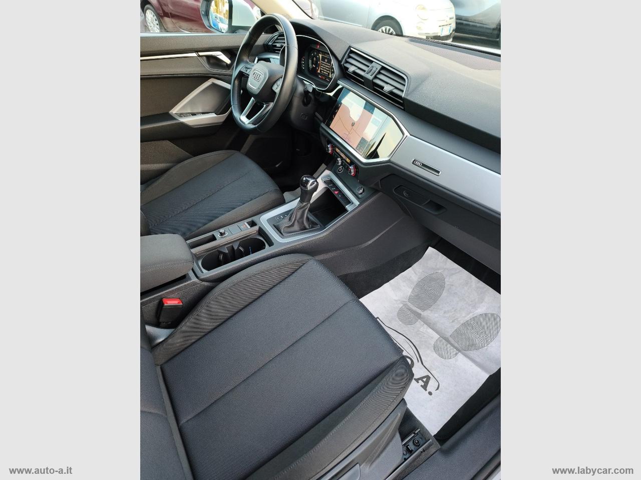 AUDI Q3 35 TDI S-TRONIC BUSINESS ADVANCED