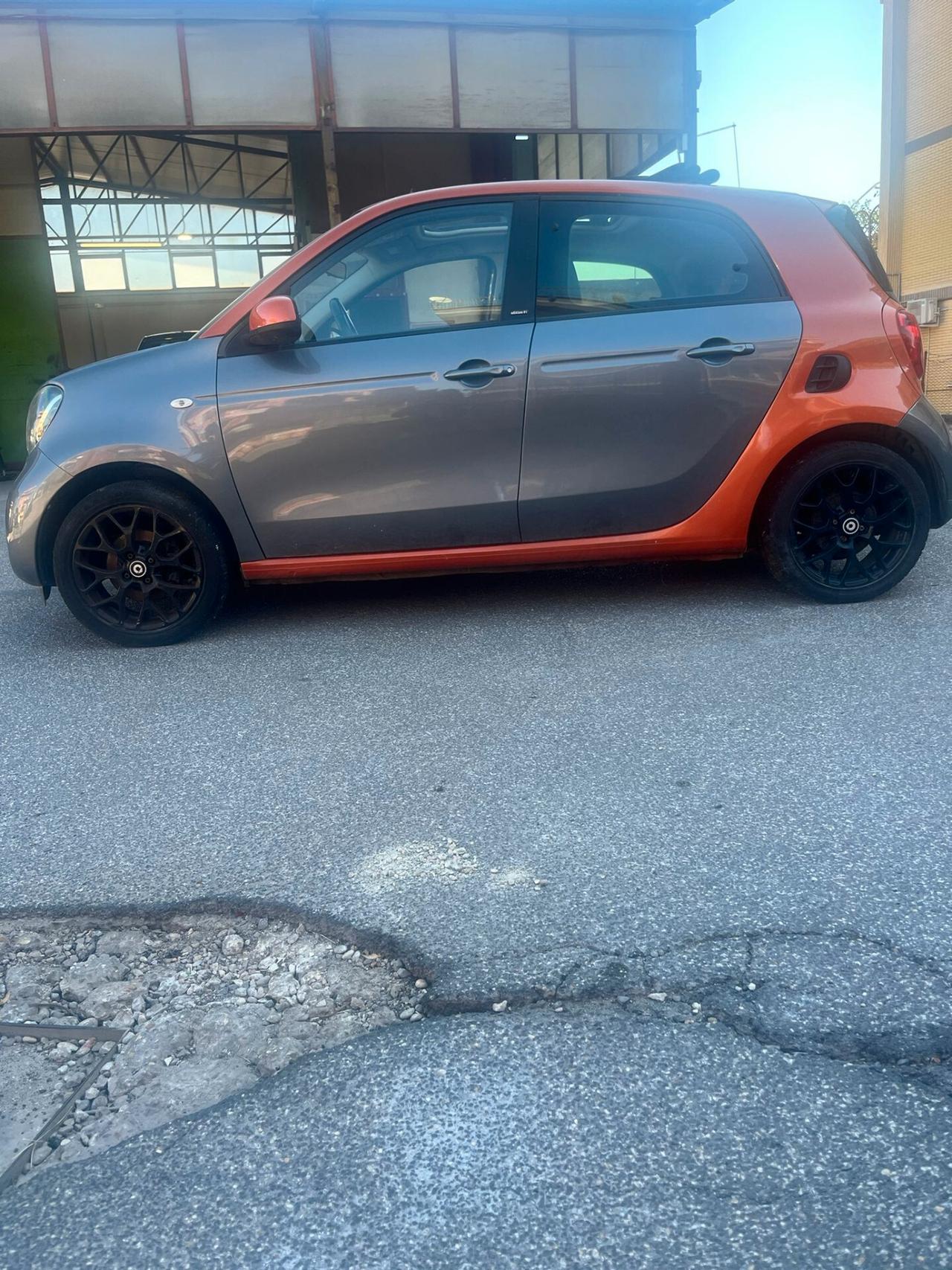 Smart ForFour 70 1.0 Cabrio Edition #1