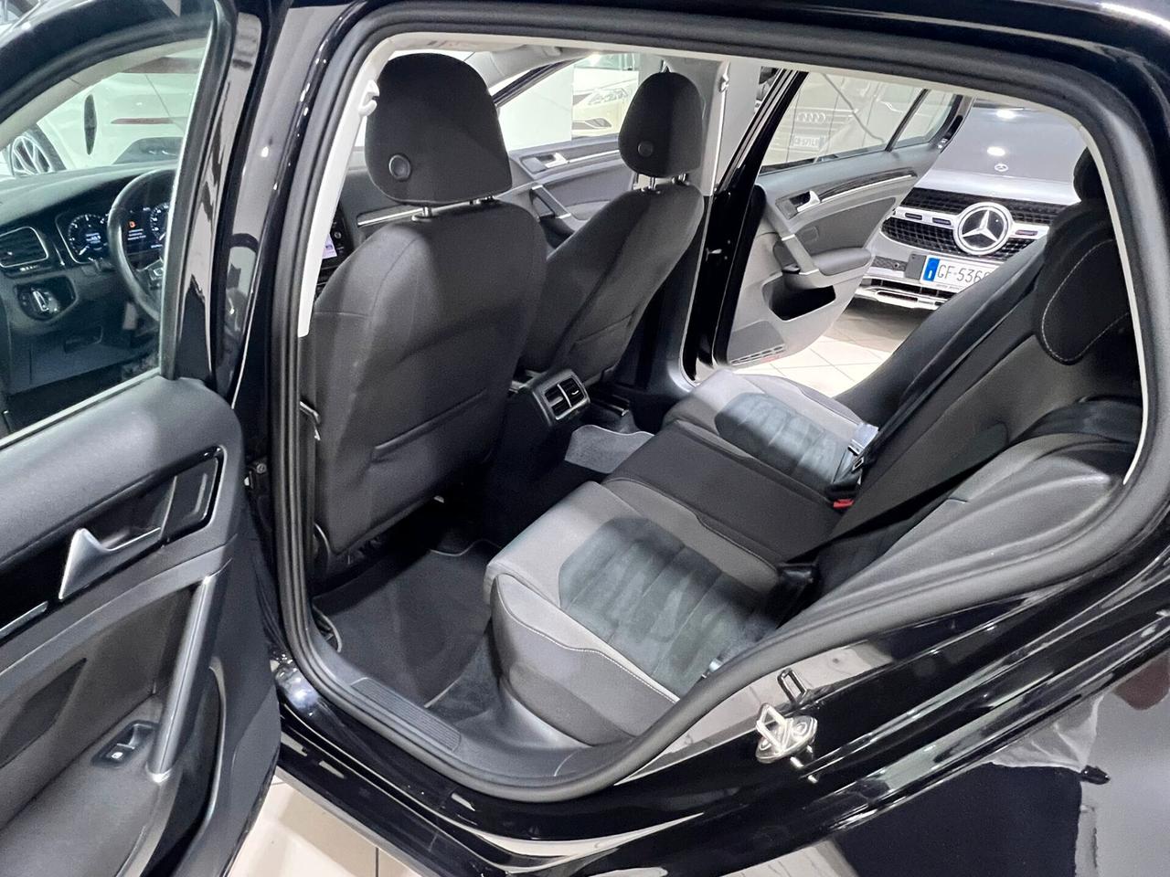Volkswagen Golf 1.6 TDI 115 CV 5p. Business BlueMotion Technology