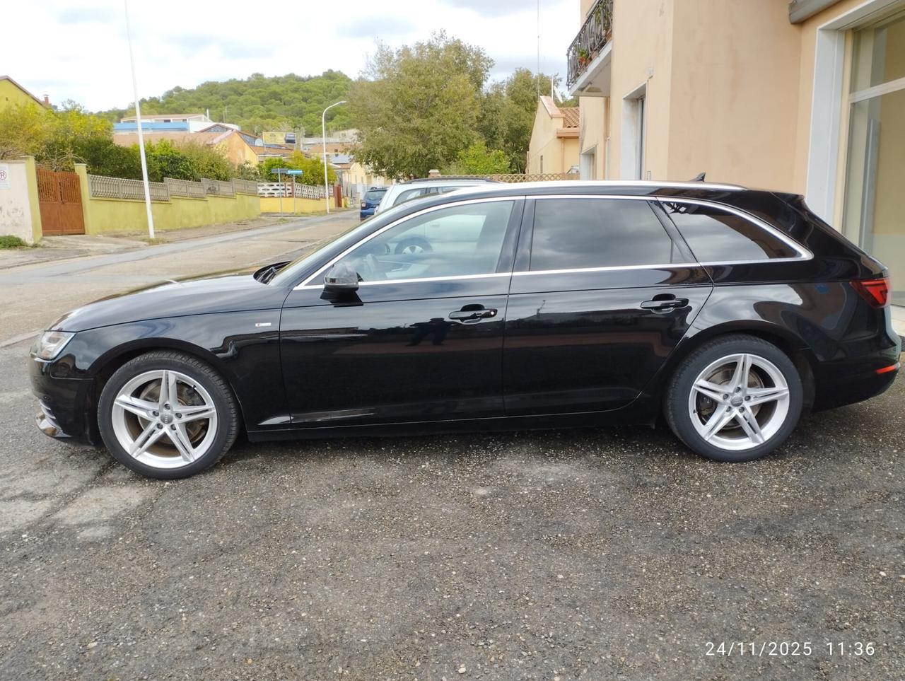 Audi A4 Avant 2.0 TDI 122 CV S-Tronic Business Sport
