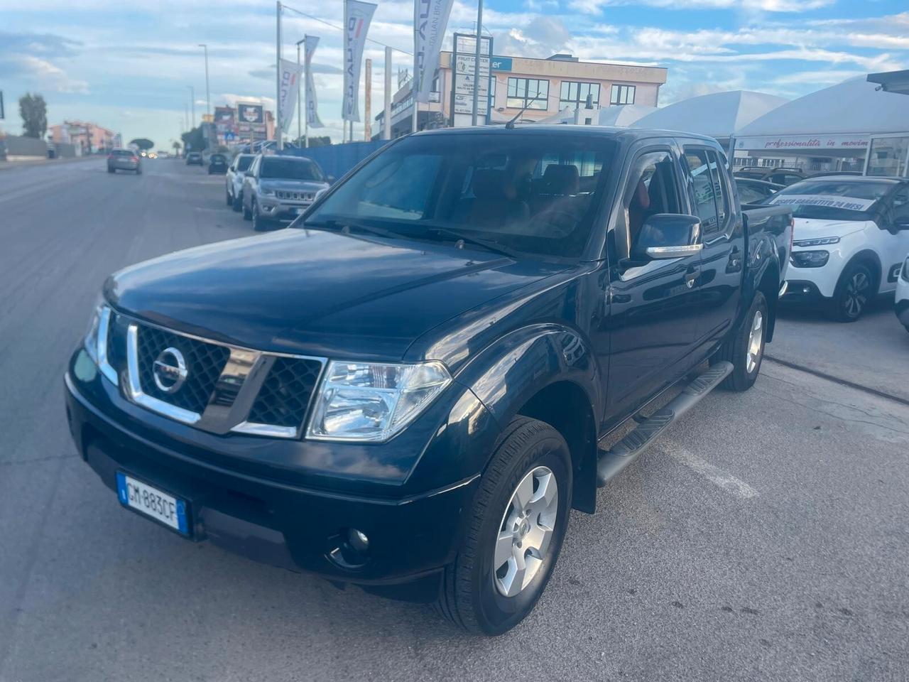 Nissan Navara 2.5 dCi 4 porte Double Cab LE