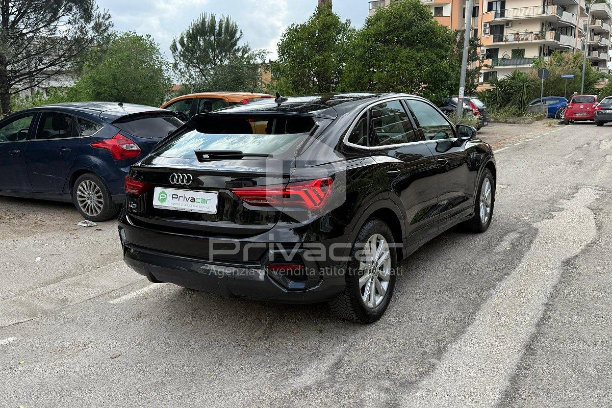 AUDI Q3 SPB 35 TDI S tronic Business Plus