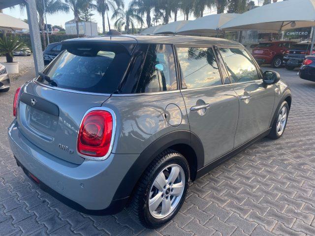 MINI One 1.5 One D Business 5 porte **NEOPATENTATI**