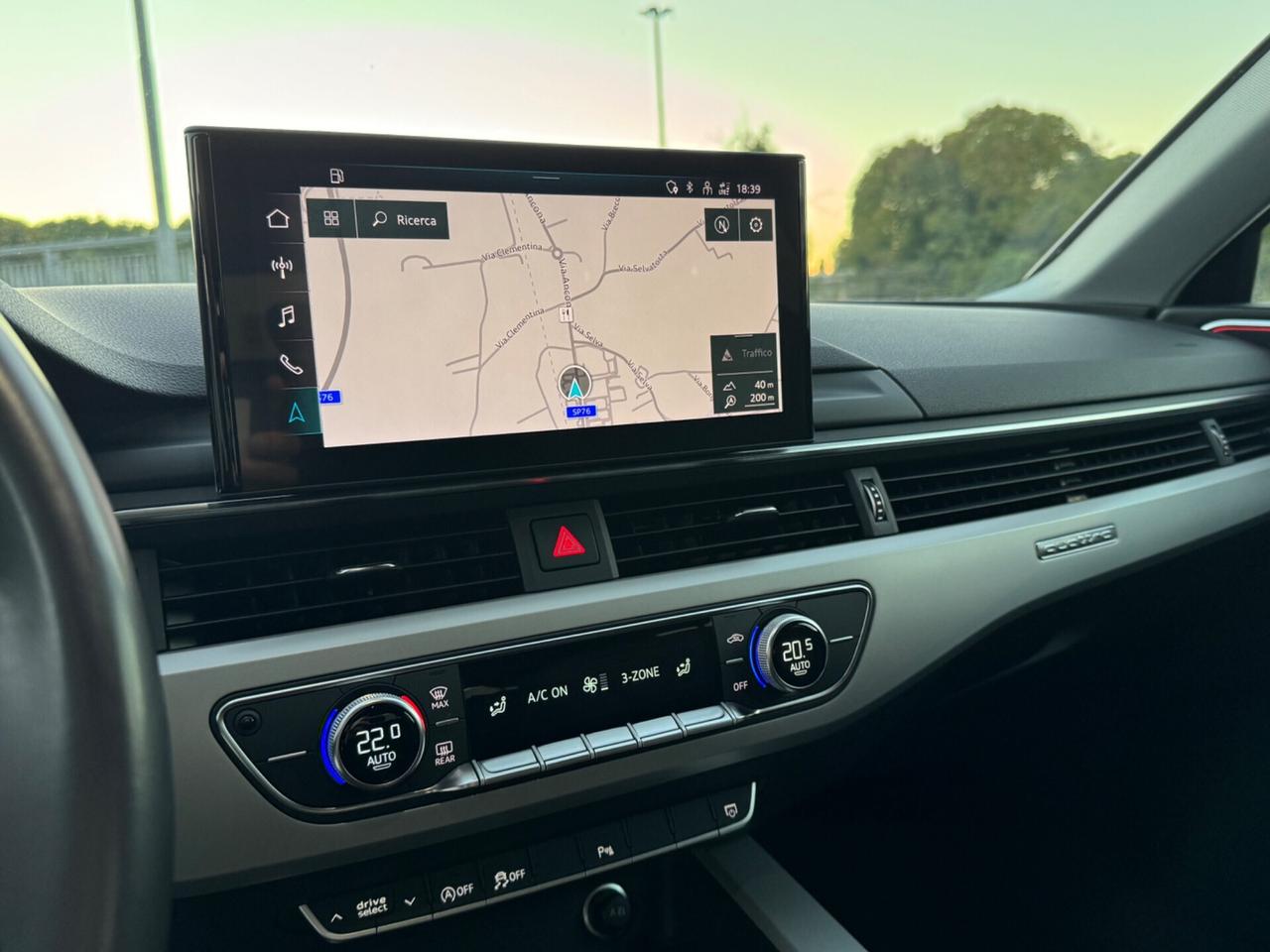 Audi A4 Avant 40 TDI quattro S tronic line edition