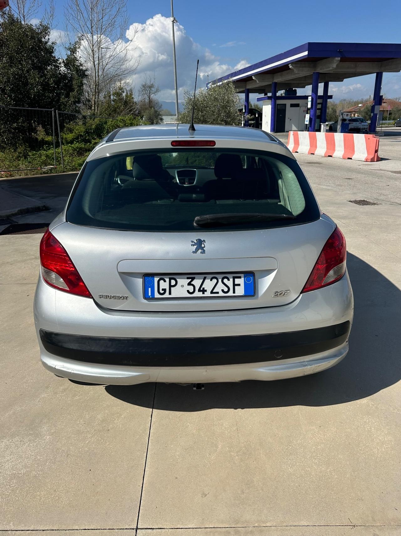 Peugeot 207 1.4 HDi 70CV