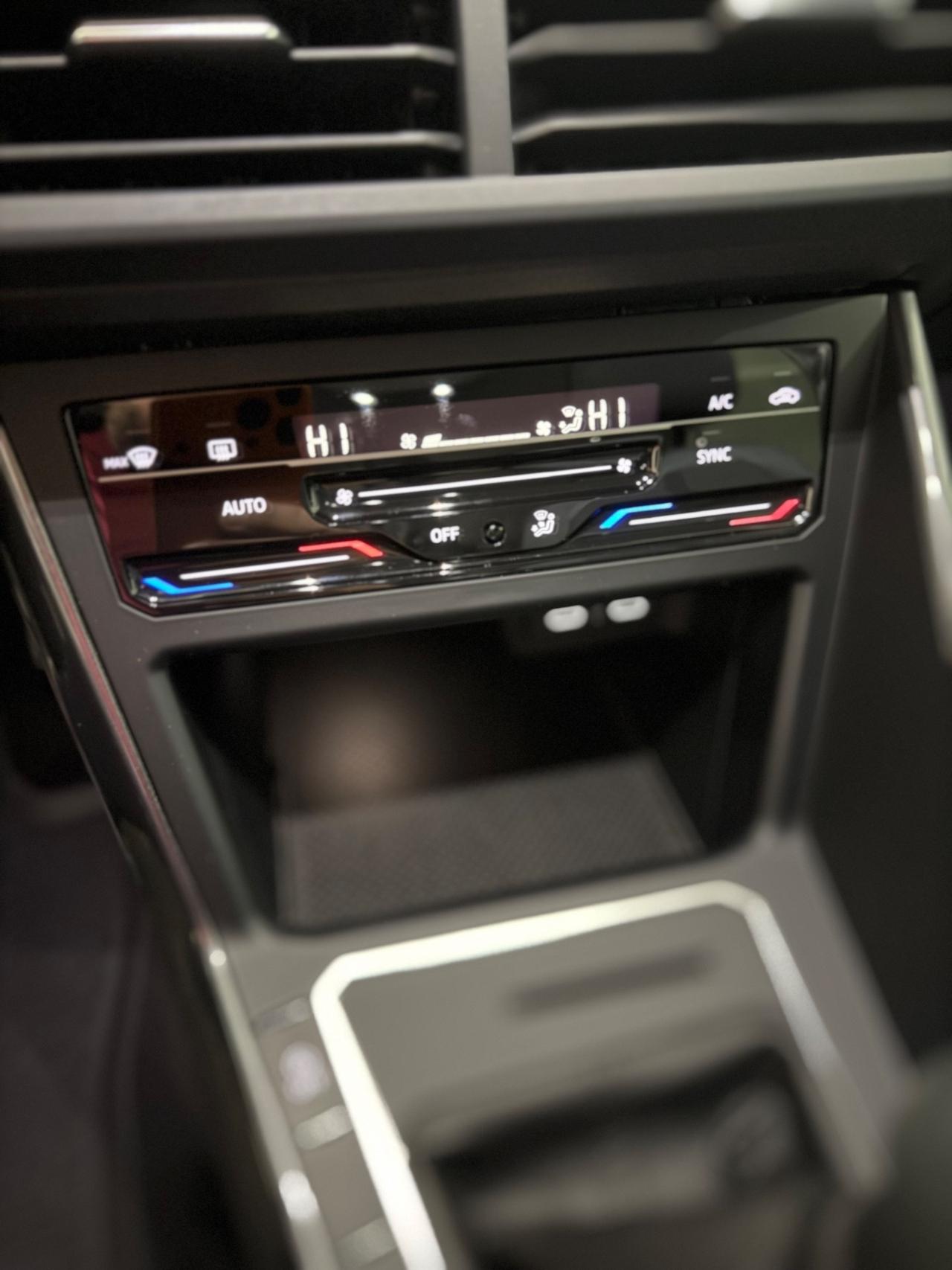 Volkswagen Polo 1.0 TSI Style