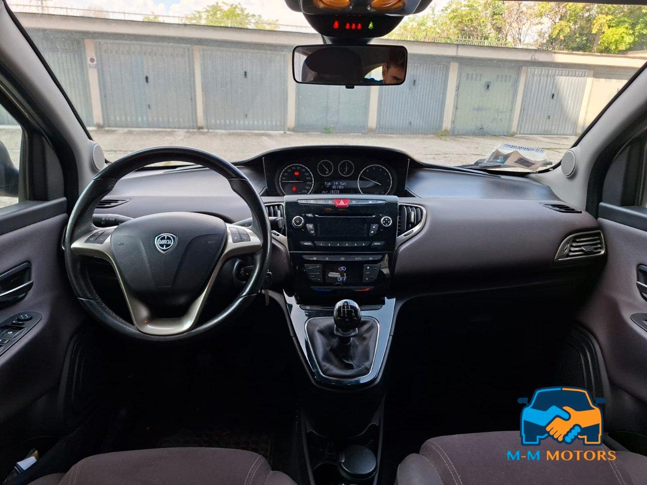 Lancia Ypsilon 5 Porte Ypsilon 1.2 8v Platinum 69cv E6