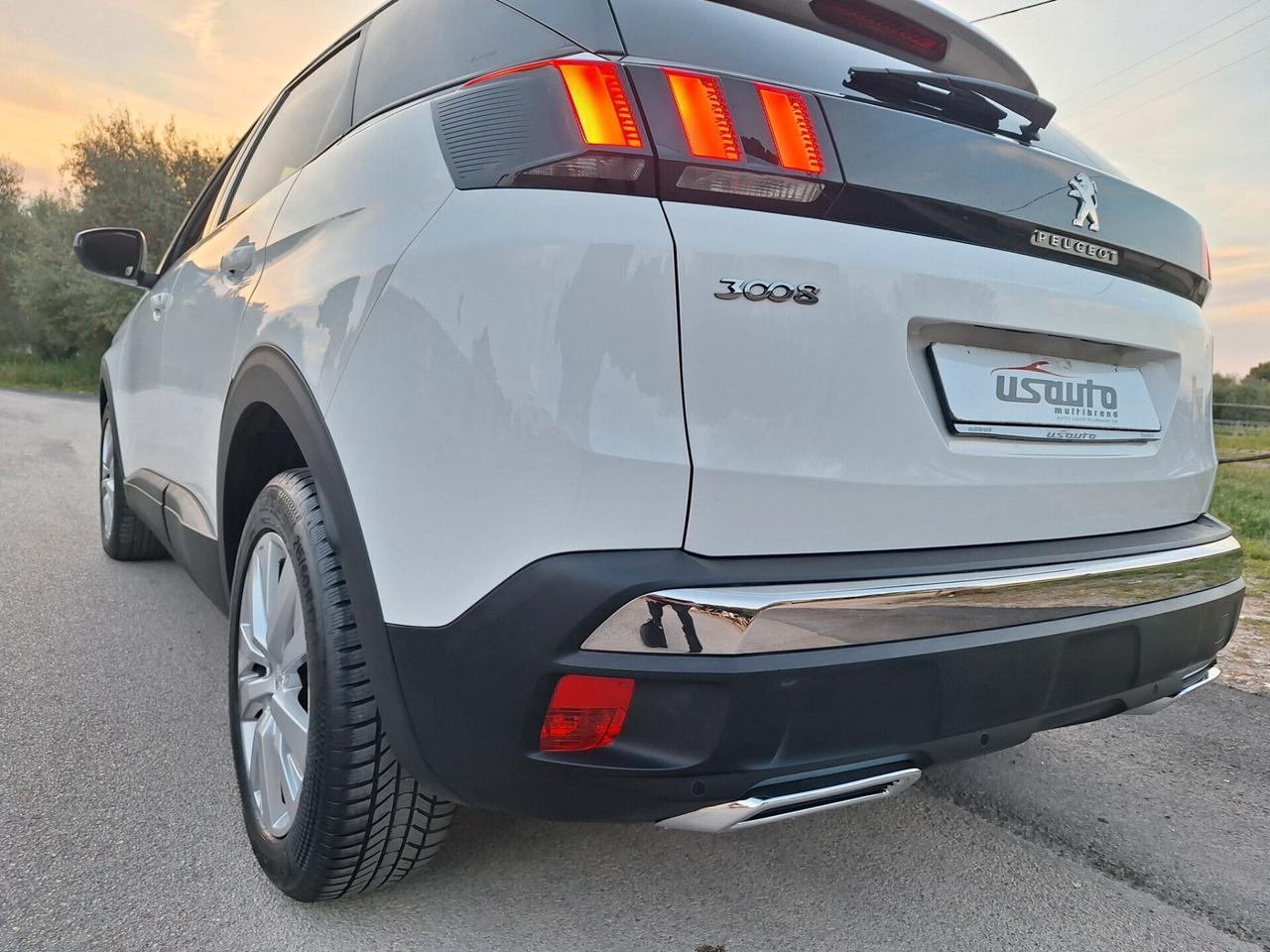 Peugeot 3008 BlueHDi 120 cv NAVI 2018