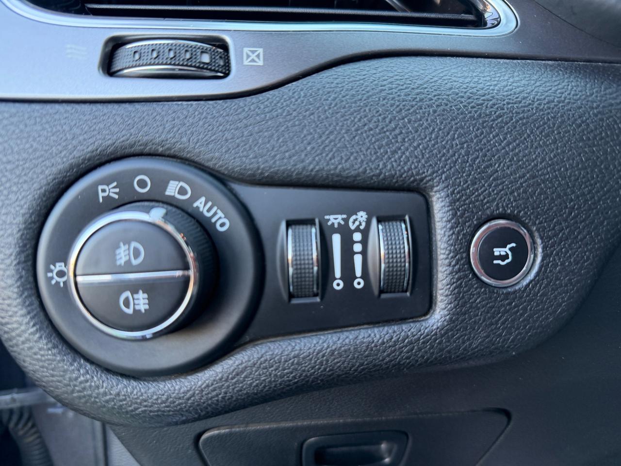 Jeep Cherokee 2.2 Mjt AWD Tetto Automatica Garanzia