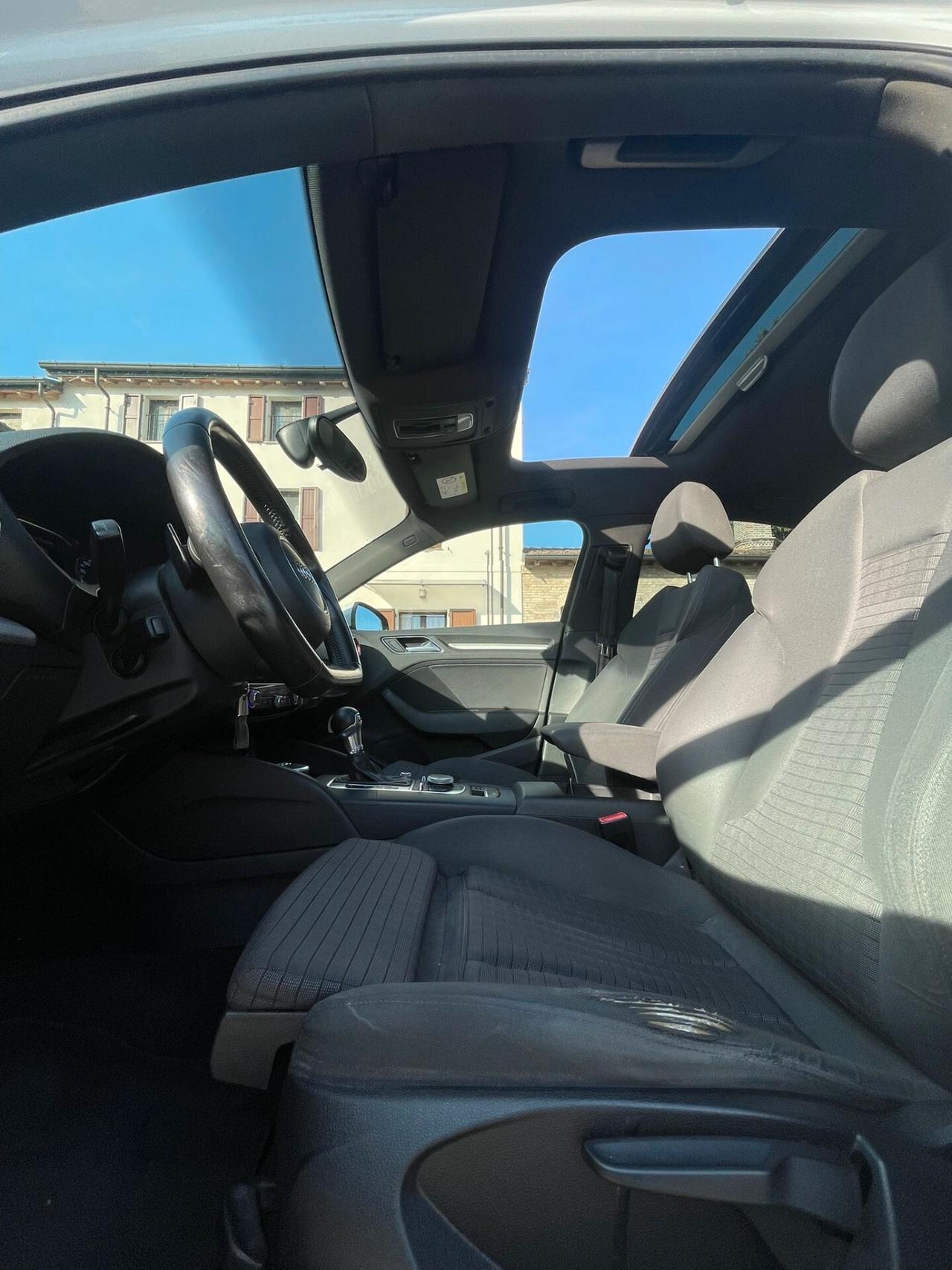 Audi A3 Sedan 1.6 TDI clean diesel S tronic Ambition