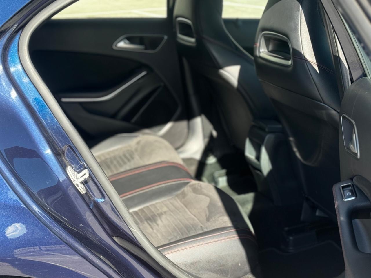 Mercedes-benz A 200 d Automatic 4Matic Premium