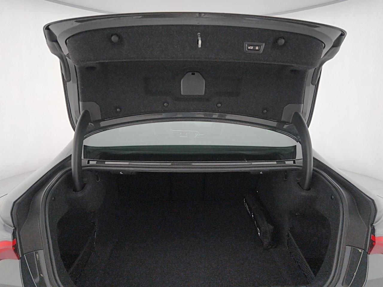 BMW Serie 4 M4 Coupè Competition