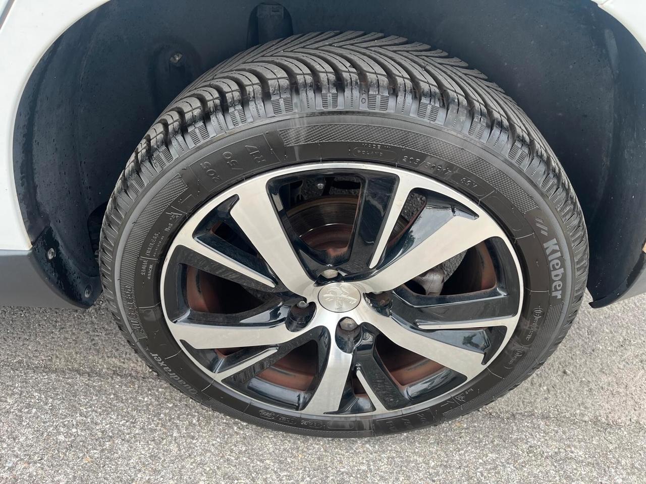 Peugeot 2008 1.6 e-HDi Allure