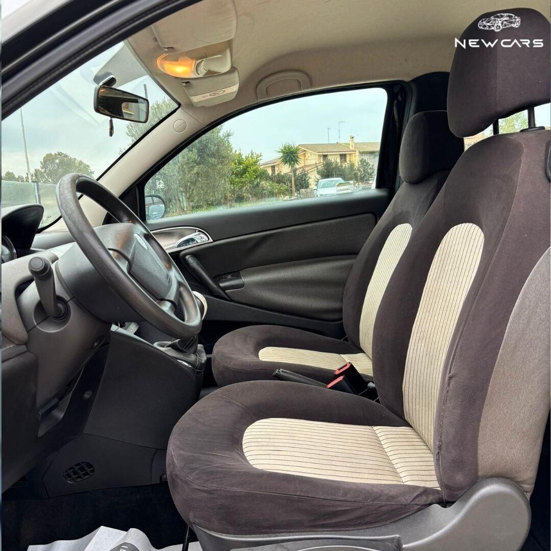 Lancia Ypsilon 1.3 MJT 75 CV Argento