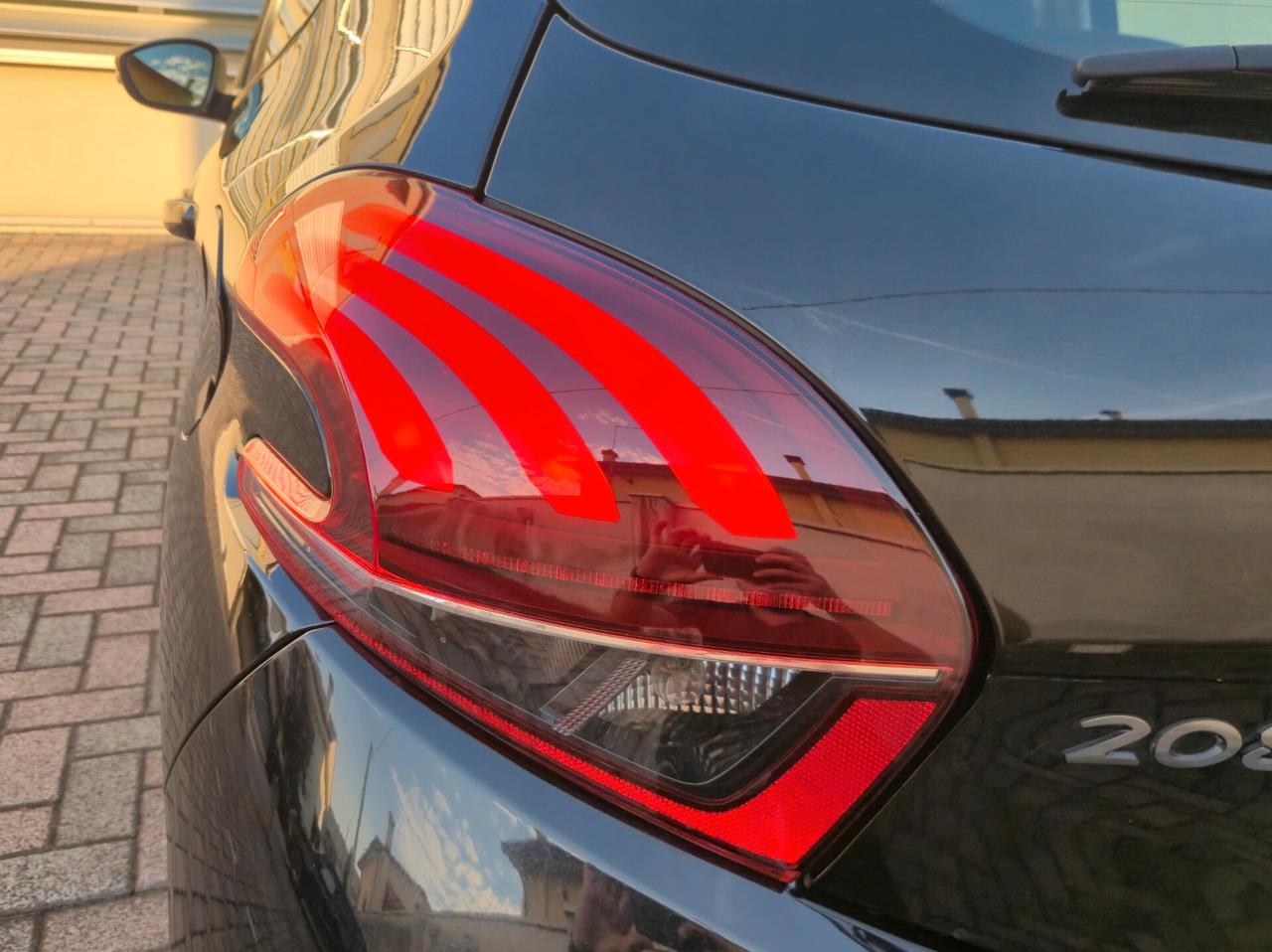 Peugeot 208 PureTech 82 5 porte Active