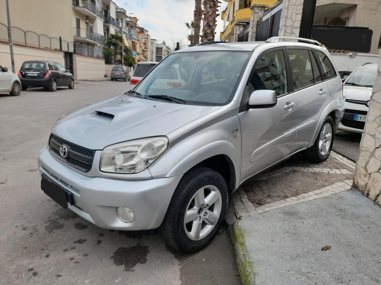 RAV 4 TURBO DIESEL - GANCIO TRAINO