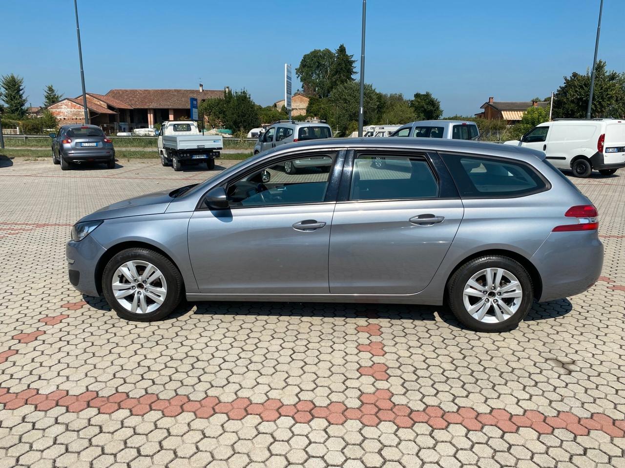 Peugeot 308 1.6 e-HDi 115 CV Stop&Start SW Active