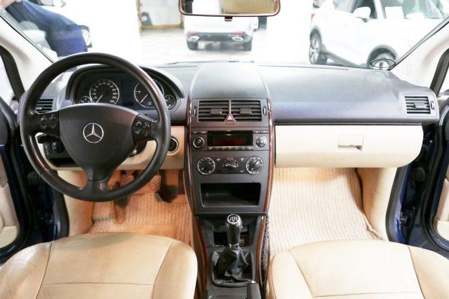 MERCEDES-BENZ A 180 CDI Elegance