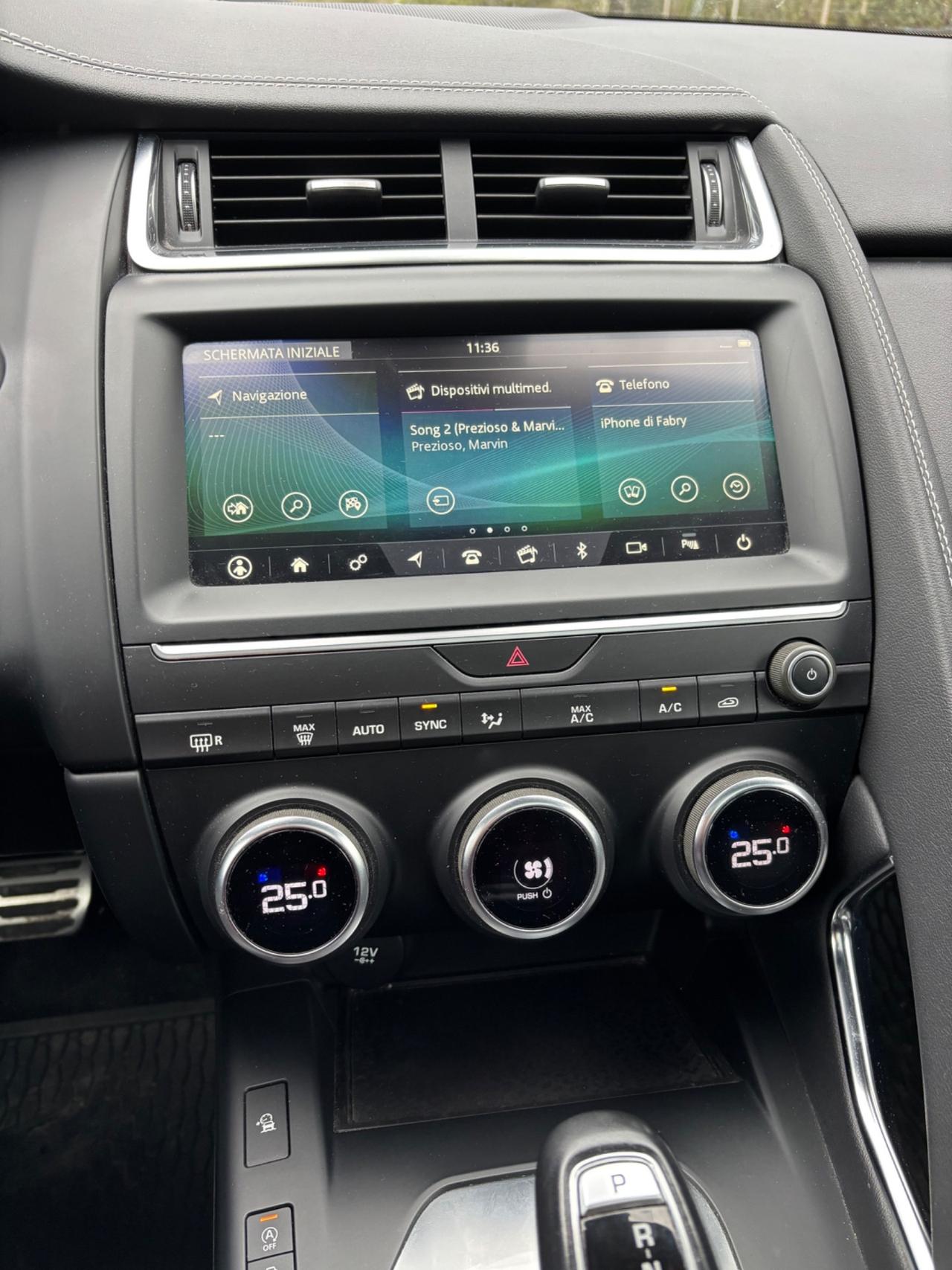 Jaguar E-Pace 2.0D 150 CV AWD aut. R-Dynamic S