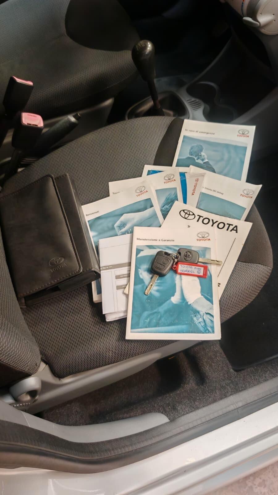 Toyota Aygo 1.0 12V VVT-i 5P Sol