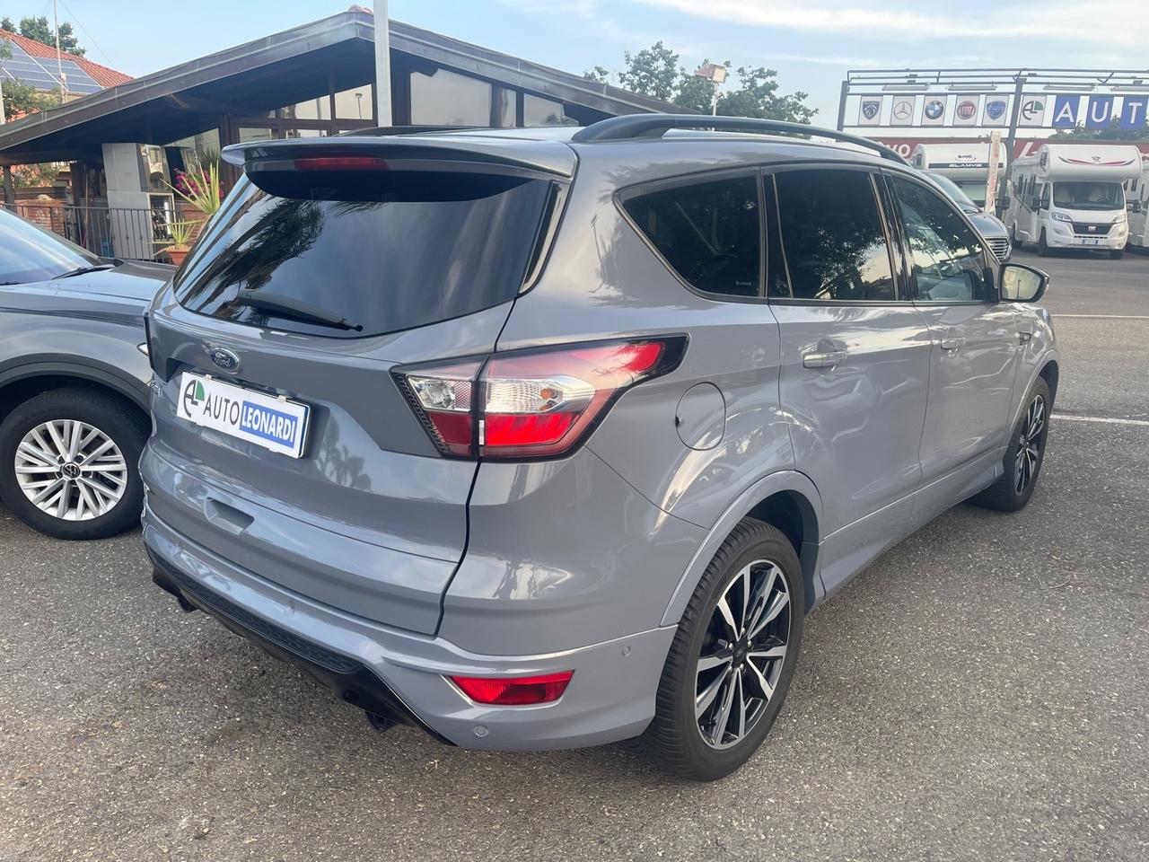 Ford Kuga 1.5 TDCI 120 CV S&S 2WD Powershift Edition